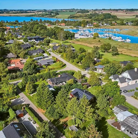 30168-odder-pouli-nielsensvej-3 Semesterbostad Beder