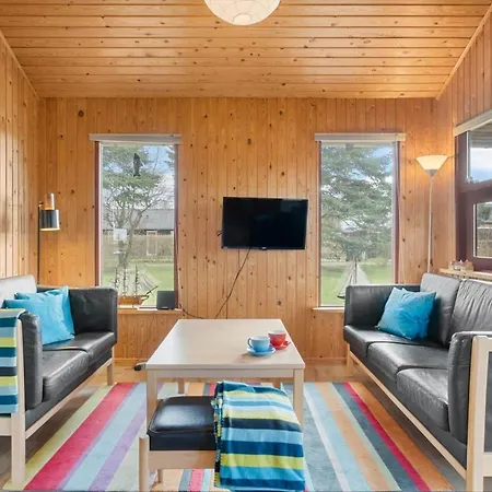 30168-odder-pouli-nielsensvej-3 Semesterbostad *