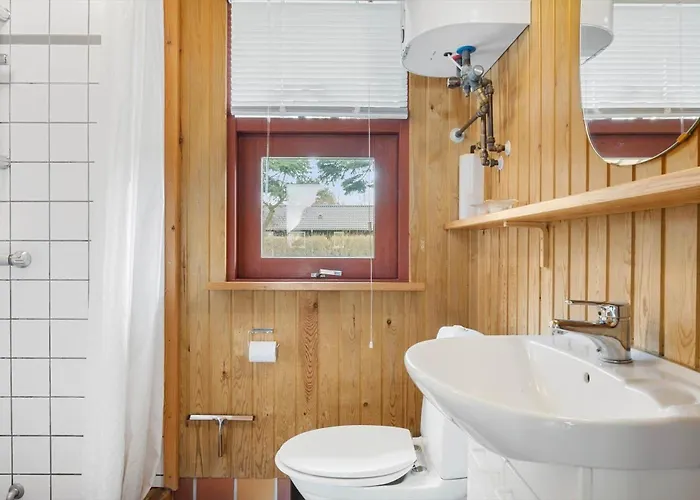 Дом отдыха 30168-odder-pouli-nielsensvej-3 Одде