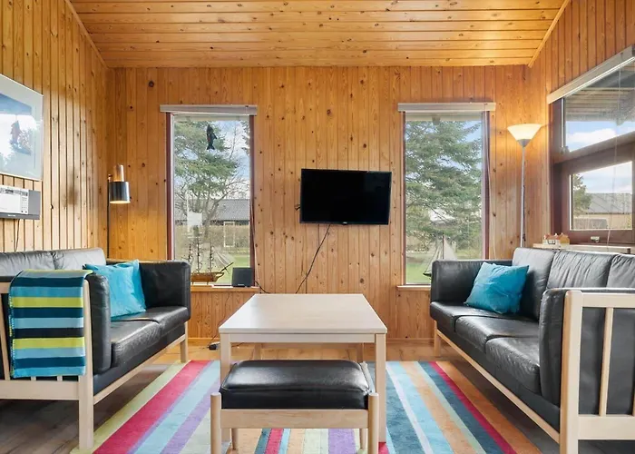 30168-odder-pouli-nielsensvej-3 *